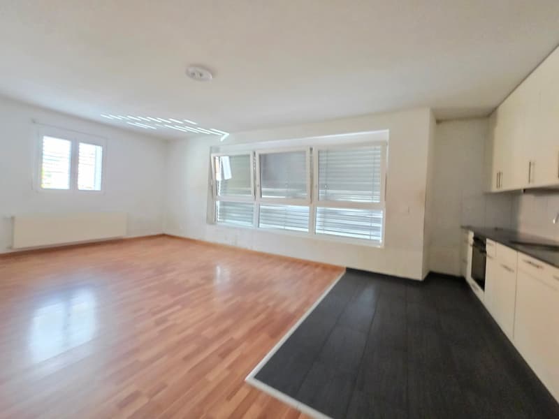 Appartamento accogliente di 3 locali al piano terra a Biel – disponibile immediatamente! (4)