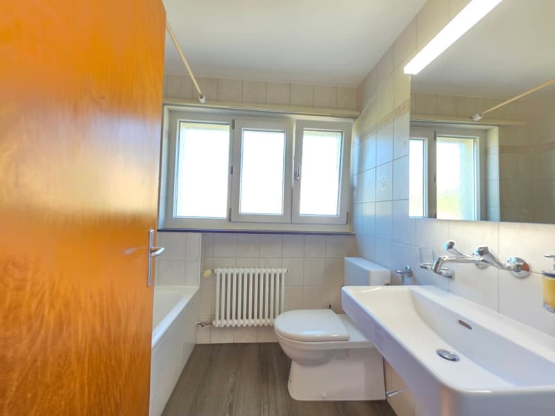 Appartamento luminoso 4.5 locali con balcone disponibile immediatamente! (9)