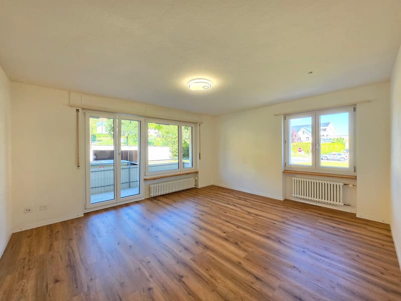 Appartamento luminoso 4.5 locali con balcone disponibile immediatamente! (10)