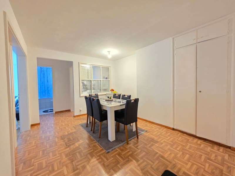 Gemütliche 3.5-Zimmerwohnung mit liebvollem Charme mit Balkon! (8)