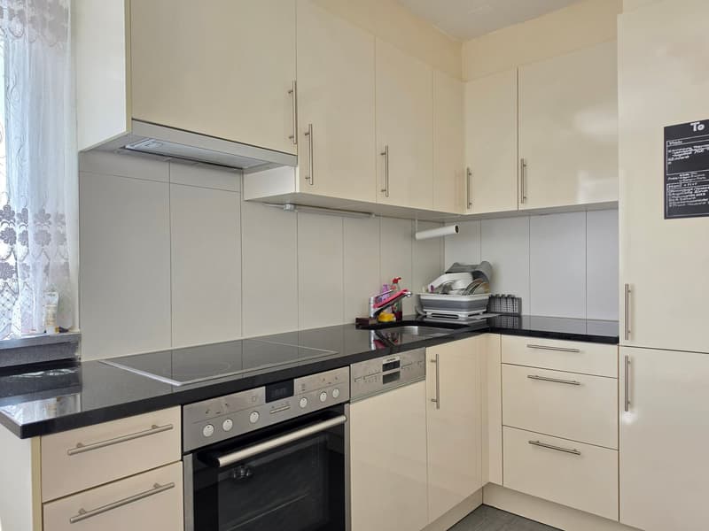 Moderne 3.5 ZWG an zentraler Wohnlage zu vermieten (2)