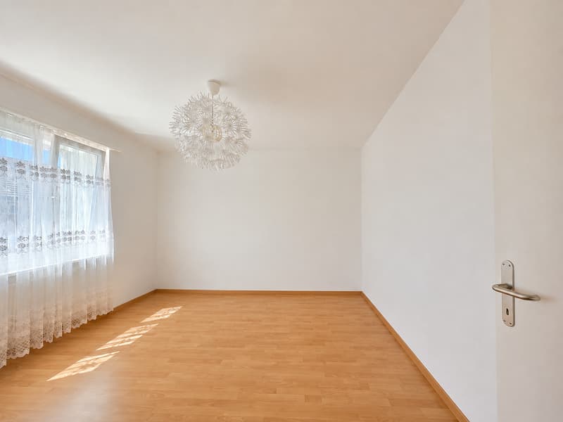 Moderne 3.5 ZWG an zentraler Wohnlage zu vermieten (5)