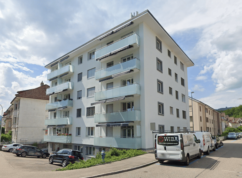 Grosszügige 2 ZWG an zentraler Wohnlage zu vermieten (1)