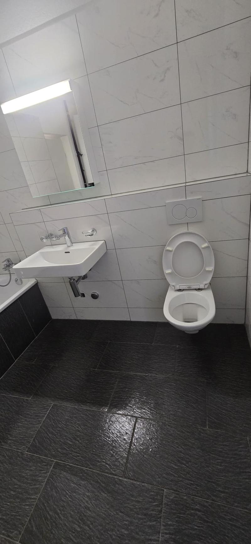 Spacieux appartement de 3.5 pièces au cœur du Locle, rénové (14)