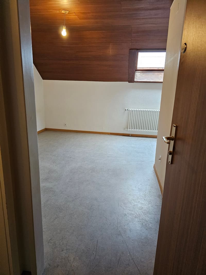 À LOUER Charmant studio dans un emplacement idéal (13)