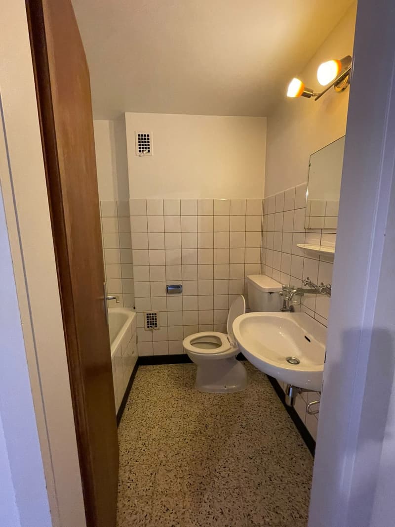 À LOUER Charmant studio dans un emplacement idéal (10)