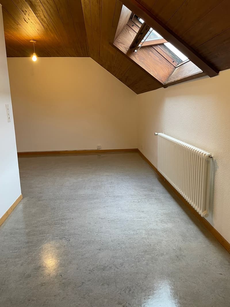 À LOUER Charmant studio dans un emplacement idéal (7)