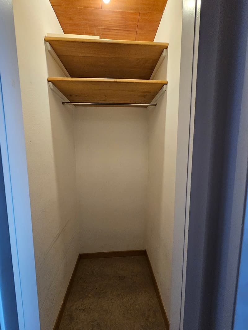 À LOUER Charmant studio dans un emplacement idéal (9)