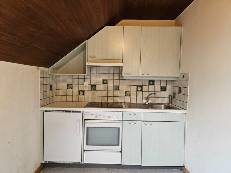 À LOUER Charmant studio dans un emplacement idéal (4)