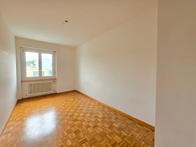 Moderne und grosszügige 4 ZWG per sofort zu vermieten (11)