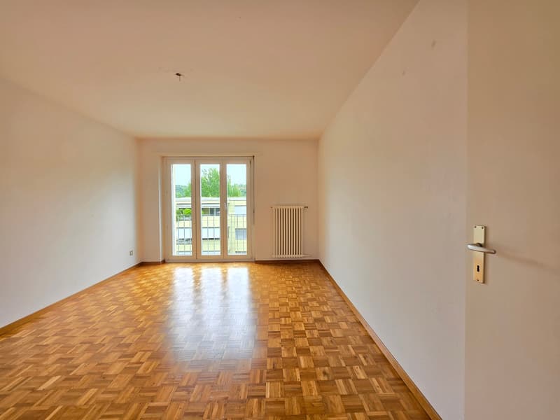 Moderne und grosszügige 4 ZWG per sofort zu vermieten (5)