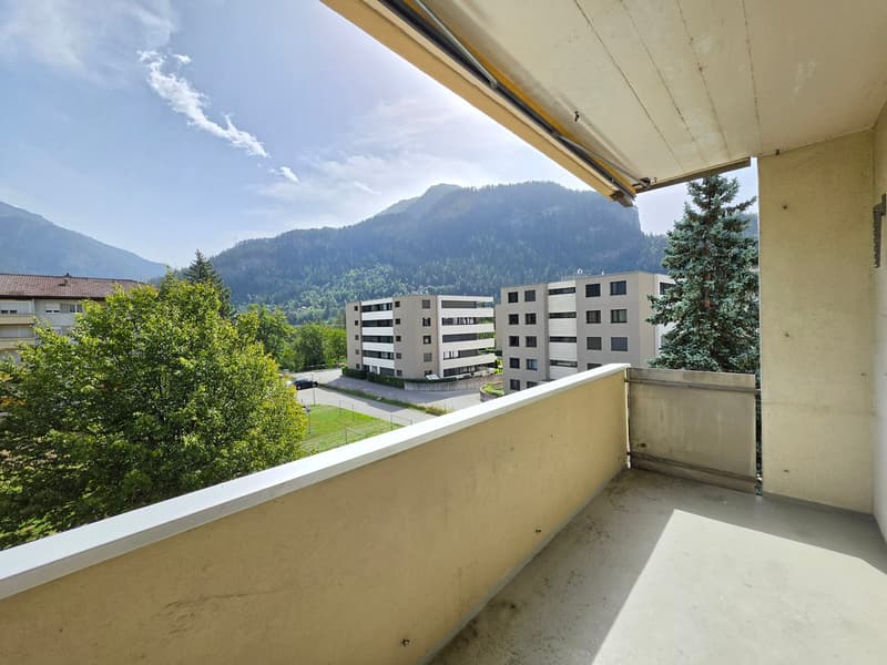 Sanierte 4-Zimmer-Wohnung mit Balkon in Thusis (16)