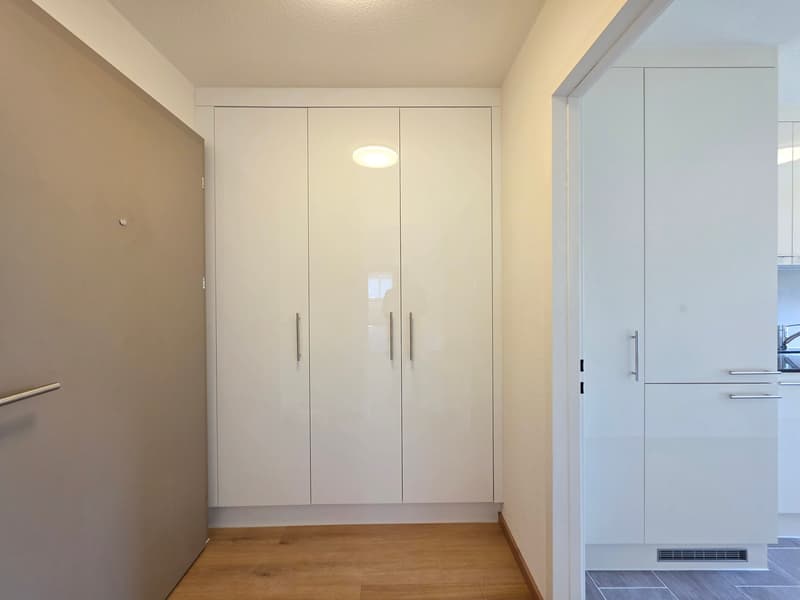 Sanierte 4-Zimmer-Wohnung mit Balkon in Thusis (13)