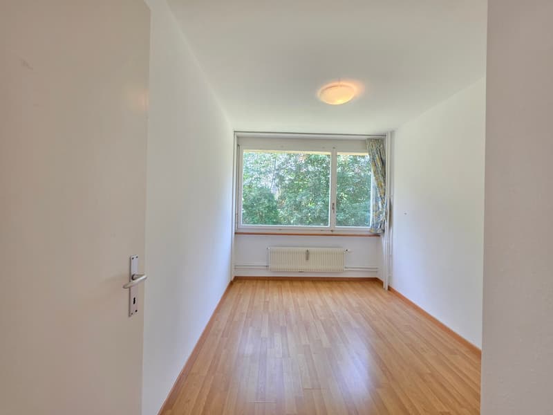 Gemütliche 4-Zimmer-Wohnung mit Balkon und Aussicht auf die Emme! (11)