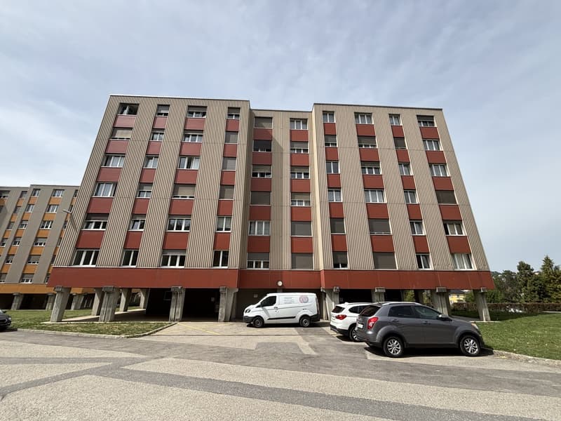 Appartement 3 pièces lumineux avec balcon et vue à La Chaux-de-Fonds (11)