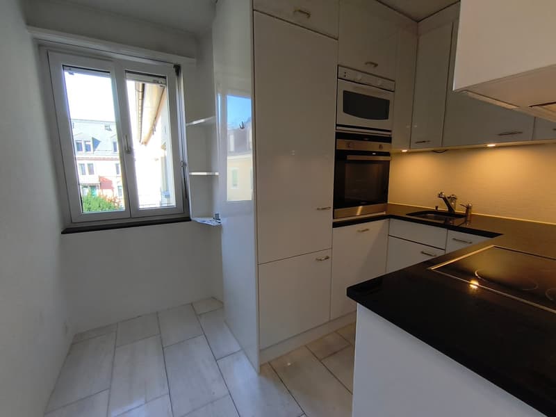Befristete, Moderne 3 Zimmer Wohnung in Zürich (4)