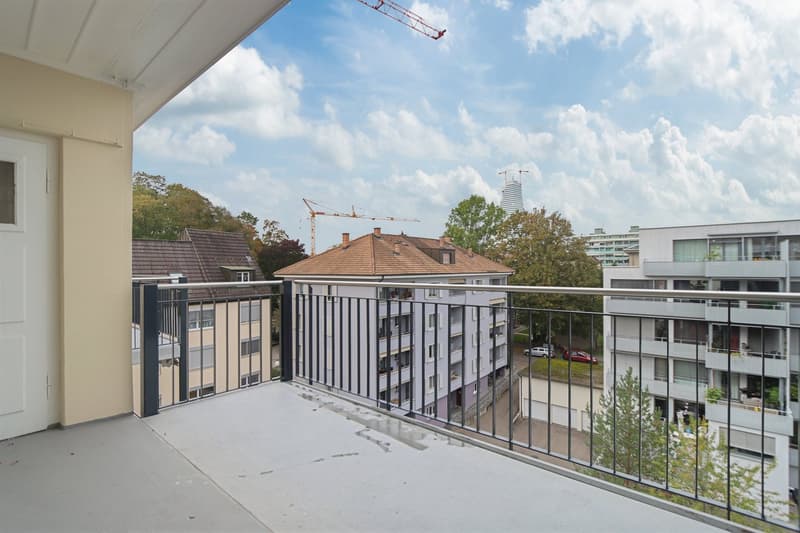 Diese charmante, helle 2-Zimmer-Wohnung mit Balkon ist perfekt für Singles oder Paare! (6)