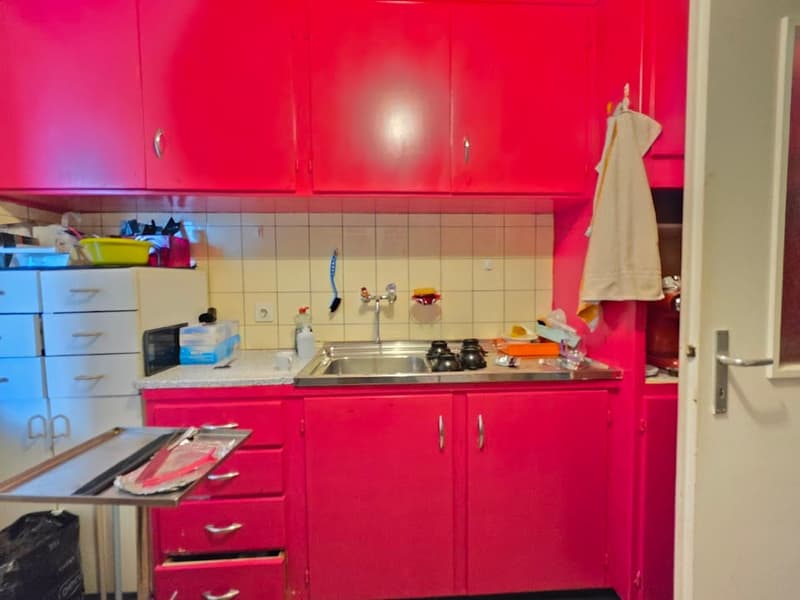 Attraktives Gewerbelokal für Coiffeur oder Detailhandel zu vermieten! (6)