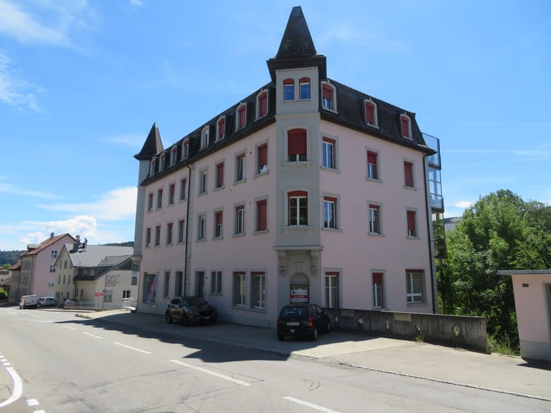 À LOUER – Local commercial / bureaux avec excellente situation à Tramelan (21)
