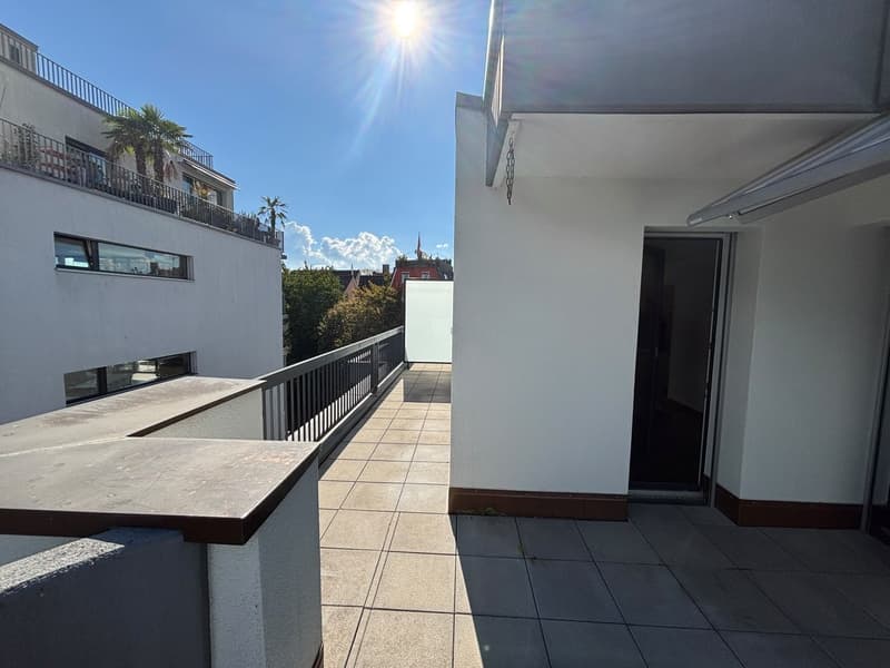 Charmante 2.5-Zimmer-Wohnung mit grosszügiger Terrasse! (10)