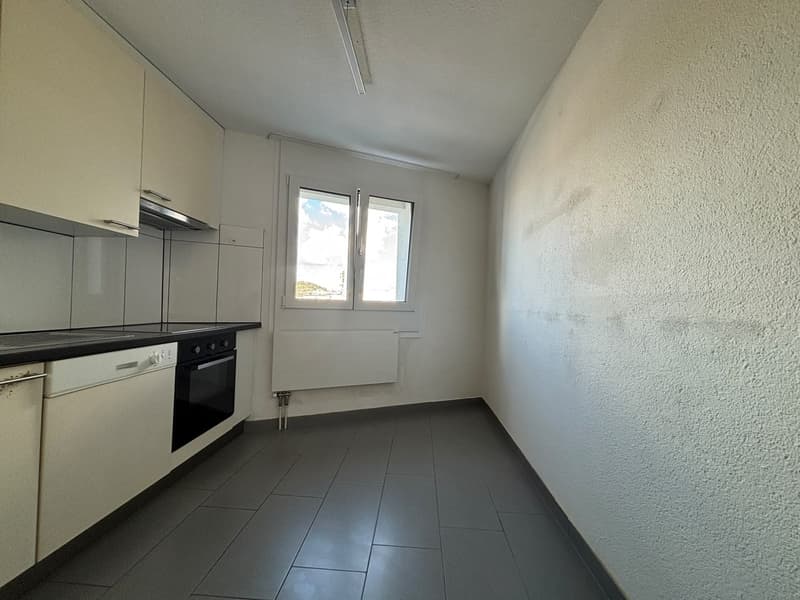 Charmante 2.5-Zimmer-Wohnung mit grosszügiger Terrasse! (2)