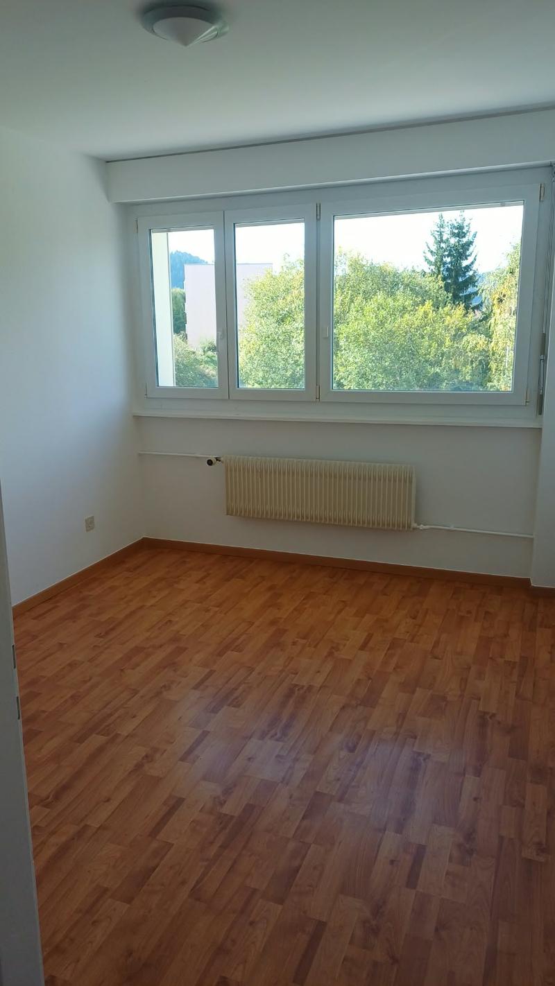 Lumineux appartement de 4 pièces avec balcon! (9)