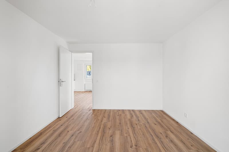 Neurenovierte 2-Zimmer-Wohnung mit Balkon (7)