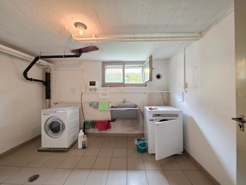 Helle 4-Zimmer-Wohnung mit Balkon ab sofort (14)