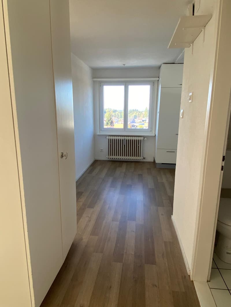 Charmante Balkonwohnung im Grünen! (5)
