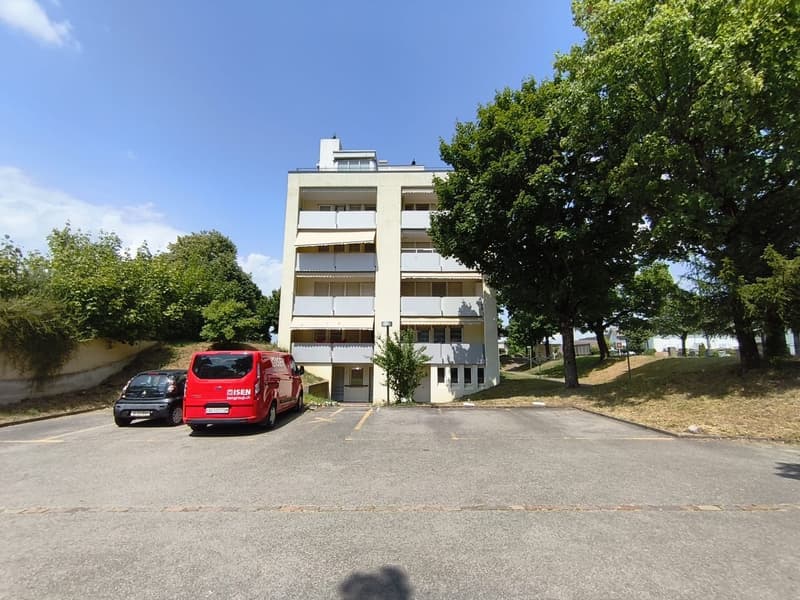 Gemütliche 2-Zimmer-Wohnung mit Balkon in Würenlingen (2)