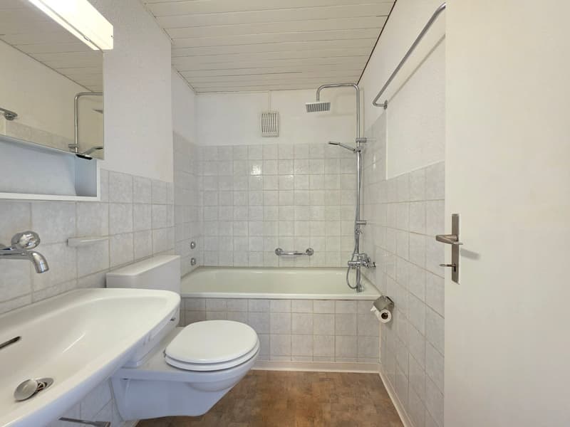 Gemütliche 2-Zimmer-Wohnung mit Balkon in Würenlingen (9)