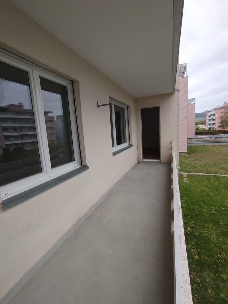 Gepflegte und grosszügige 3.5 Zwg per sofort zu vermieten (15)