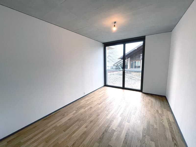 Appartement de jardin attractif de 3,5 pièces avec espace de séjour (5)