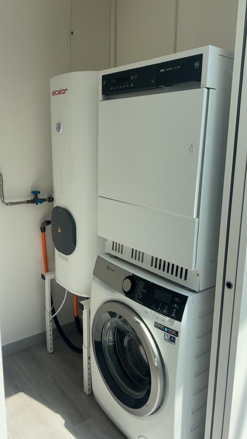 3.5-Zimmer-Wohnung mit privater Dachterrasse in zentraler Innenhoflage (7)