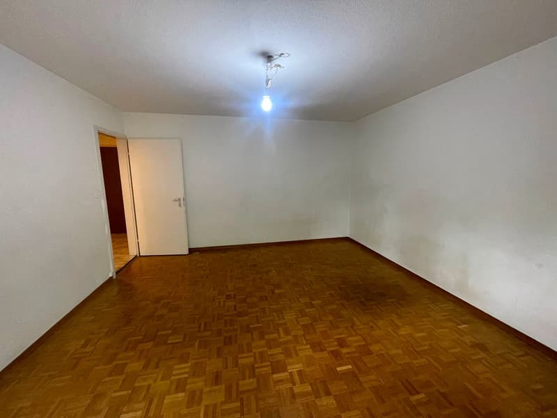 BEFRISTET: 2 Zimmerwohnung in Zürich-Altstetten (3)