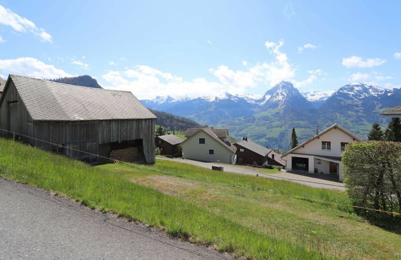 Building plot with a wonderful panorama (2)