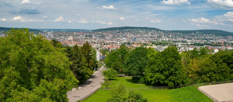 Exklusive möblierte Apartments mit eigenem Badezimmer und Kochzeile an Toplage (1)