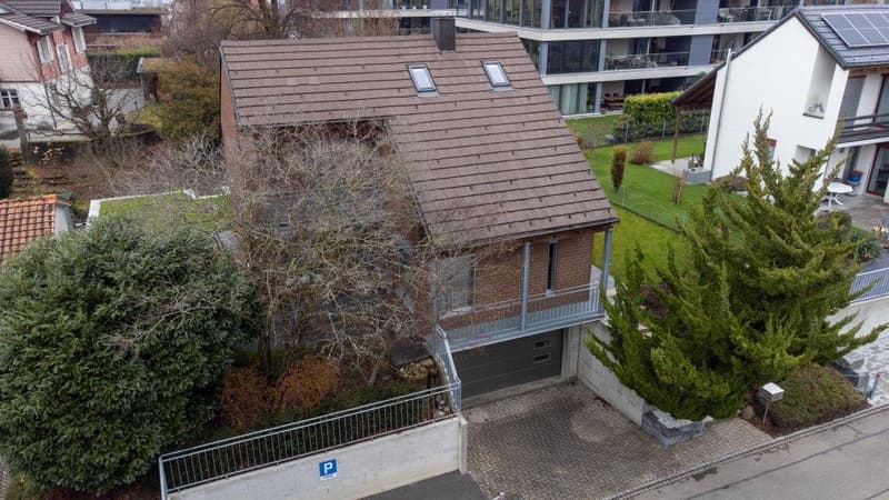 Charmantes 5.5-Zimmer-Einfamilienhaus mit Kamin in Kreuzlingen (4)