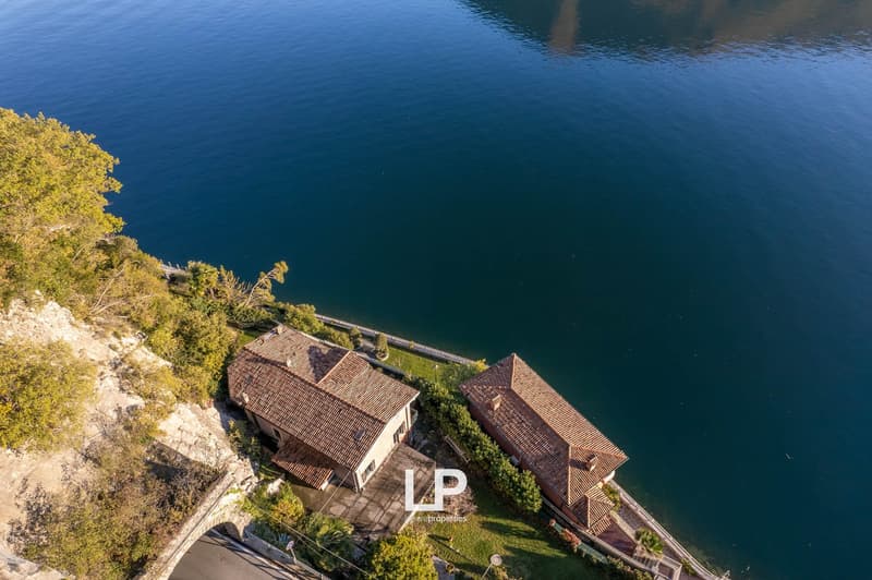 Villa in Valsolda directly on the lake (6)