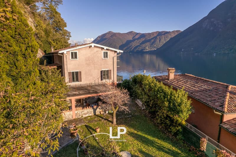 Villa in Valsolda directly on the lake (7)