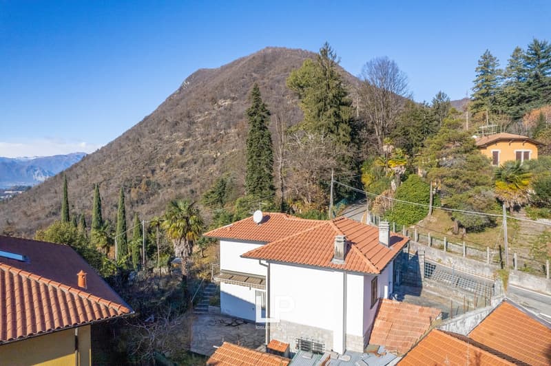 Villa avec dépendance Cittiglio (39)