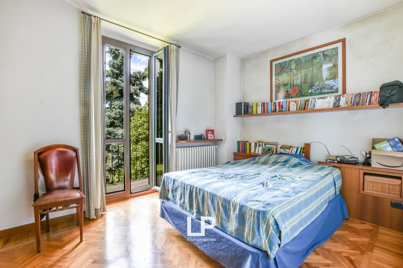 Villa in Lisanza (26)