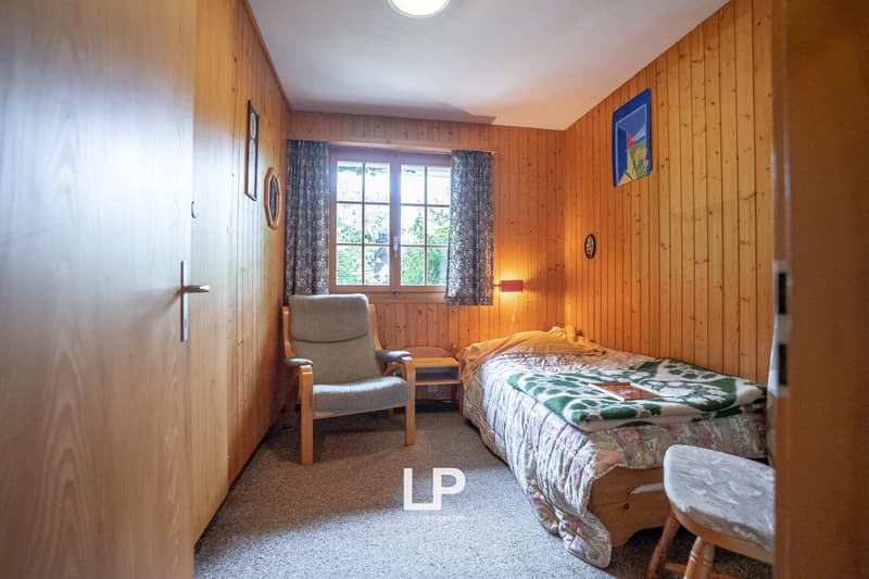 Chalet Castanea is a 5-bedroom chalet in the heart of Mörel-Filet's green nature. (16)