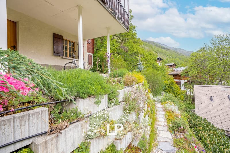 Chalet Castanea is a 5-bedroom chalet in the heart of Mörel-Filet's green nature. (26)