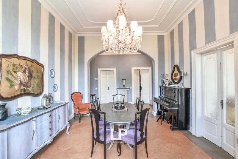 Villa Liberty affascinante sul Lago Maggiore (12)