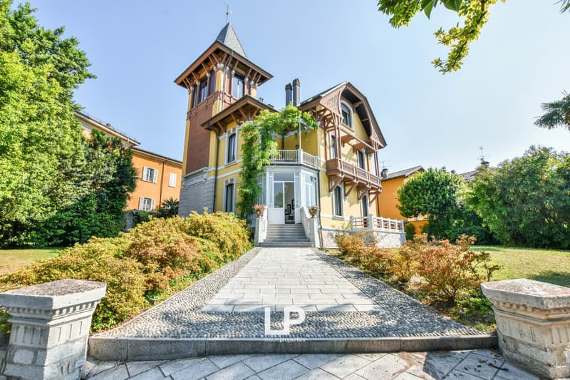 Villa Liberty affascinante sul Lago Maggiore (34)