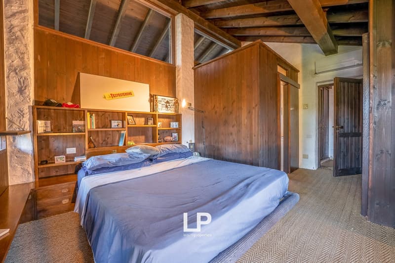 Rustic Angera (41)