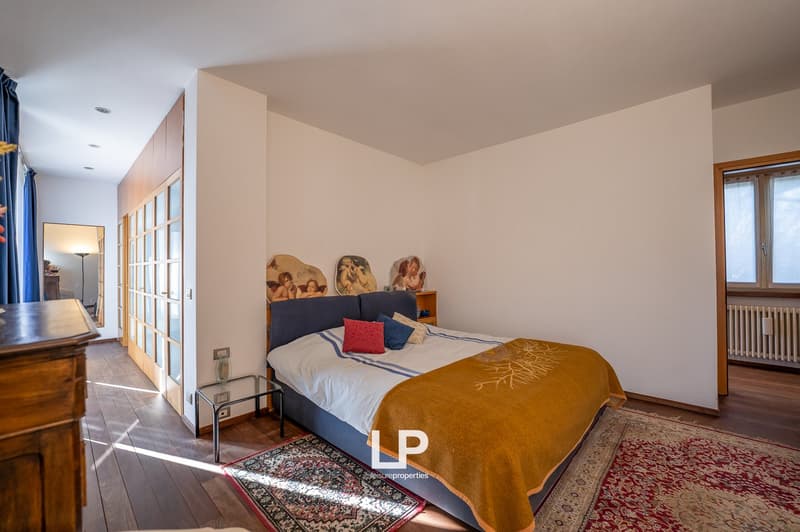 Maison unifamiliale à Sesto Calende (40)