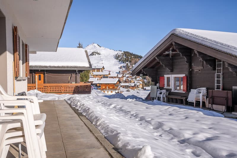 4-family house directly on the piste with high rental potential and flexible self-use (73)