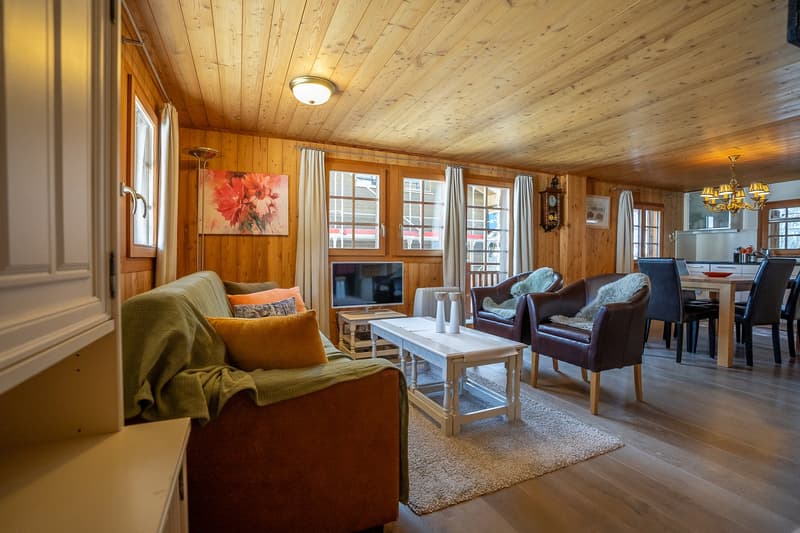 Historic Three-Party Chalet directly on the Alpenrose Trainer Slope (11)